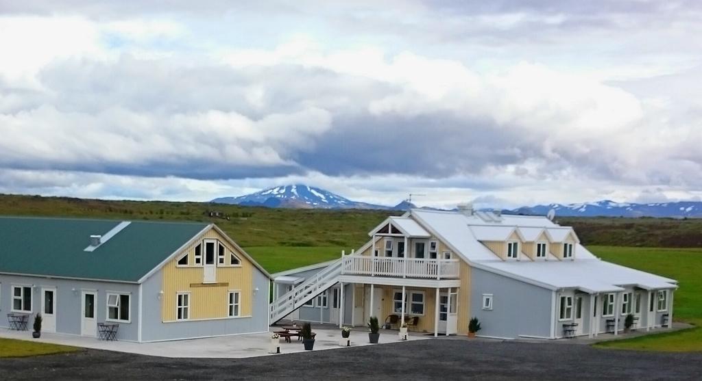 Hotel Laekur Хелла Экстерьер фото