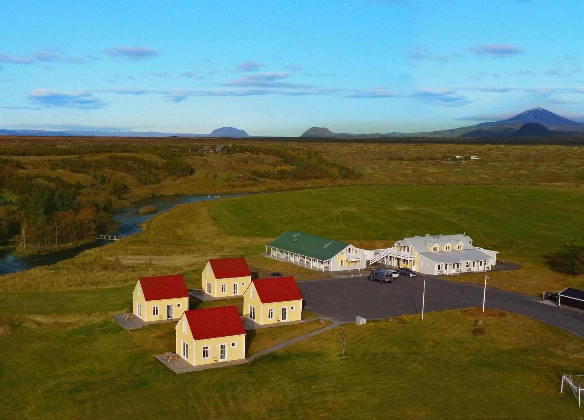 Hotel Laekur Хелла Экстерьер фото
