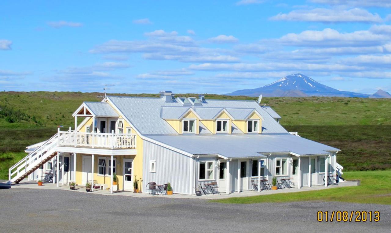Hotel Laekur Хелла Экстерьер фото